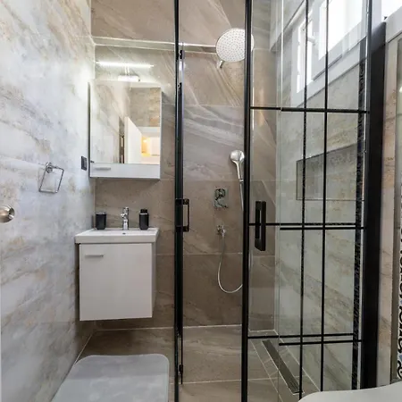 Ova - 2 Apartment